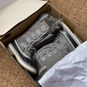 BRAND NEW SOREL JOAN OF ARTIC BOOTS
